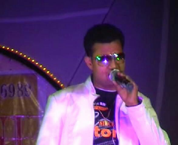 professional male singer chandigarh